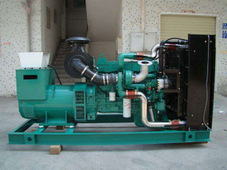 牟平1100kw康明斯柴油发电机组图片 牟平1100kw康明斯柴油发电机组图片